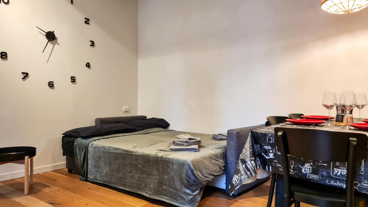 Porta Nuova Modern Apartment In The Center - 4 Bergamo Luaran gambar